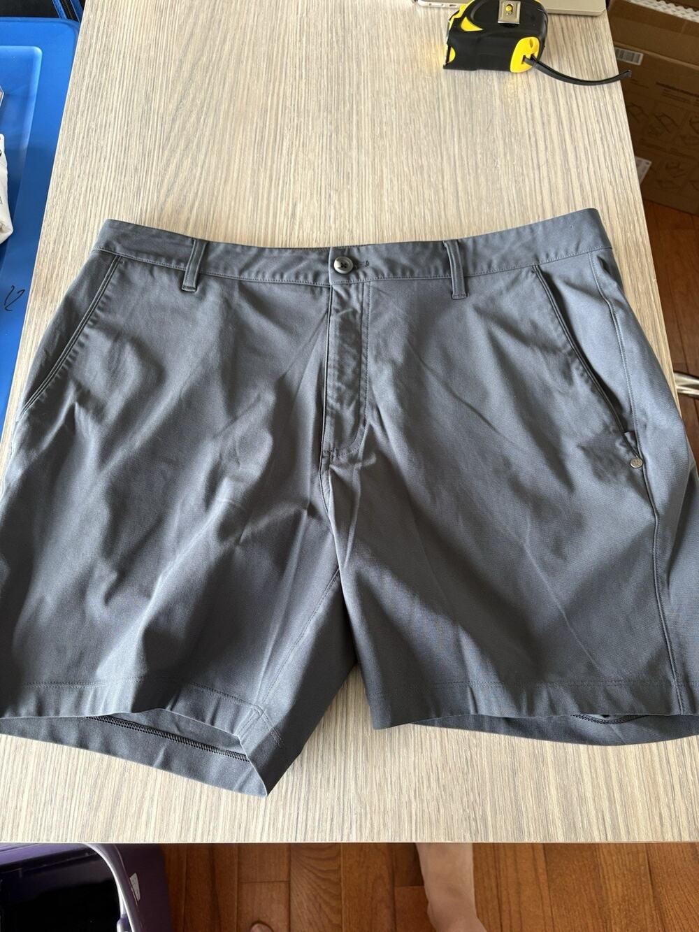 Vuori Men's Size 36 Meta Charcoal Grey Stretch Breathable Golf Shorts 6” Inseam